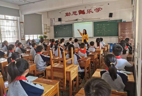 气象一新打一动物生肖