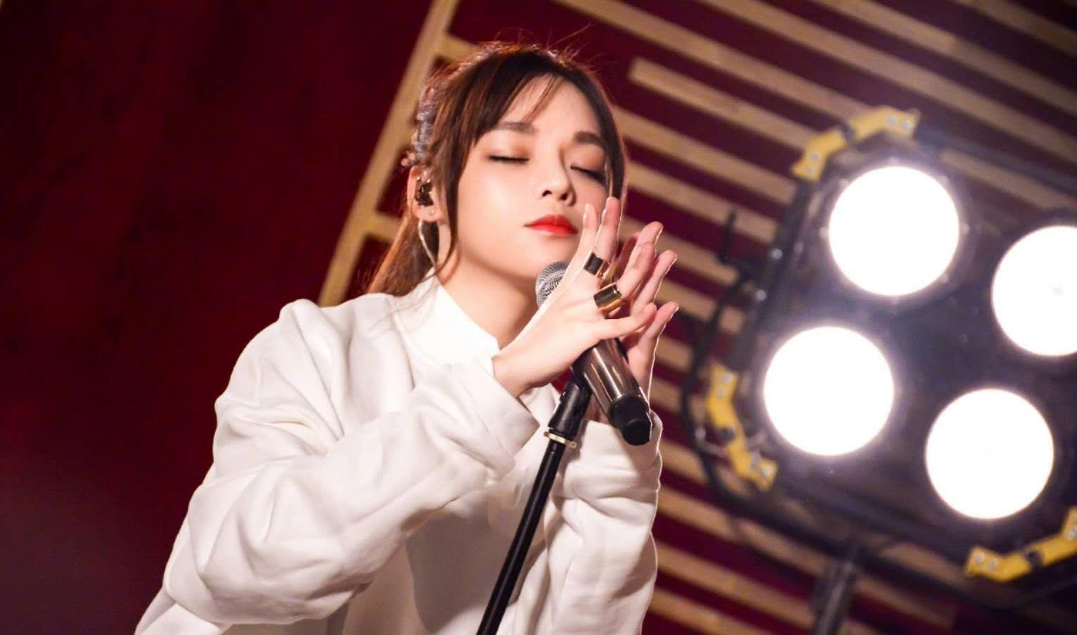 《梦想的声音》有黄霄云是哪一期？