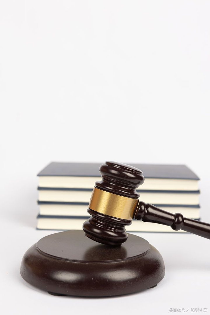 贵州男子个人账户凭空进账一个亿，这笔钱可以占为己有吗？