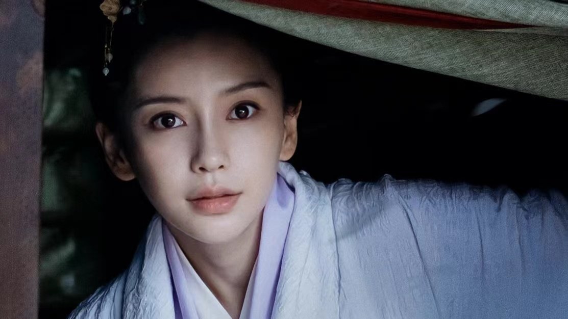 集智能与美貌玩转男人心，如何评价《风起陇西》最美女间谍杨颖？