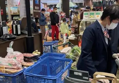 北京再现中高风险地区，居民要囤货吗？