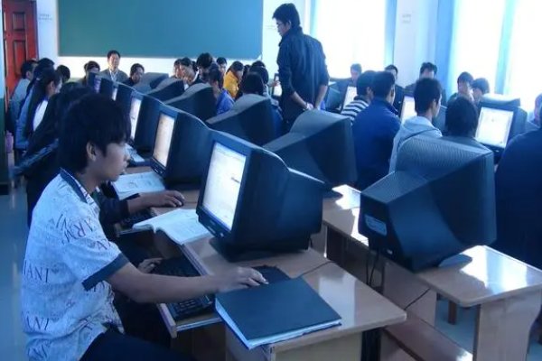 网络的利与弊各有哪些方面？