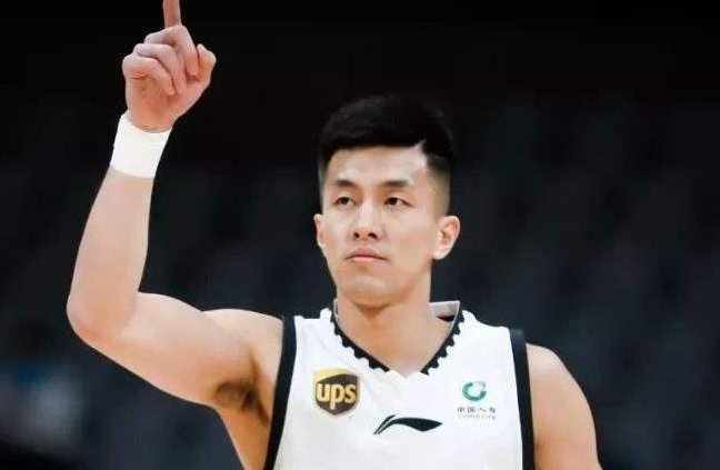 郭艾伦单防费尔德时，被扬肘打到脸部直流血，是否会影响以后的比赛？