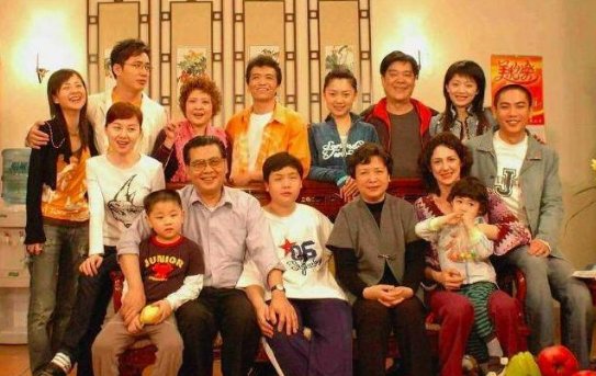 《外来媳妇本地郎》歌词是什么？