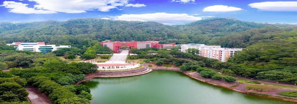 番禺理工学院是本科吗？
