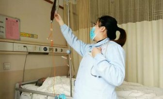 深圳防疫护士值班猝死，留下两个孩子，护士属于高危职业吗？