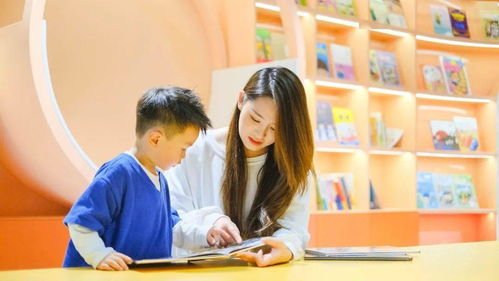 十堰多名儿童高层顶楼攀爬玩耍，家人应该对其进行哪些安全教育？