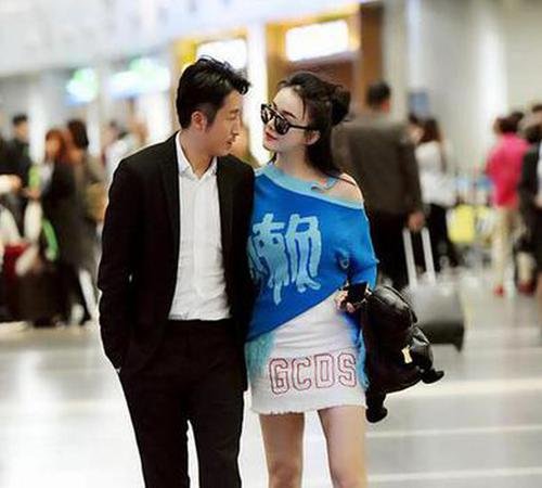 两个人在一起究竟是感情重要还是金钱重要