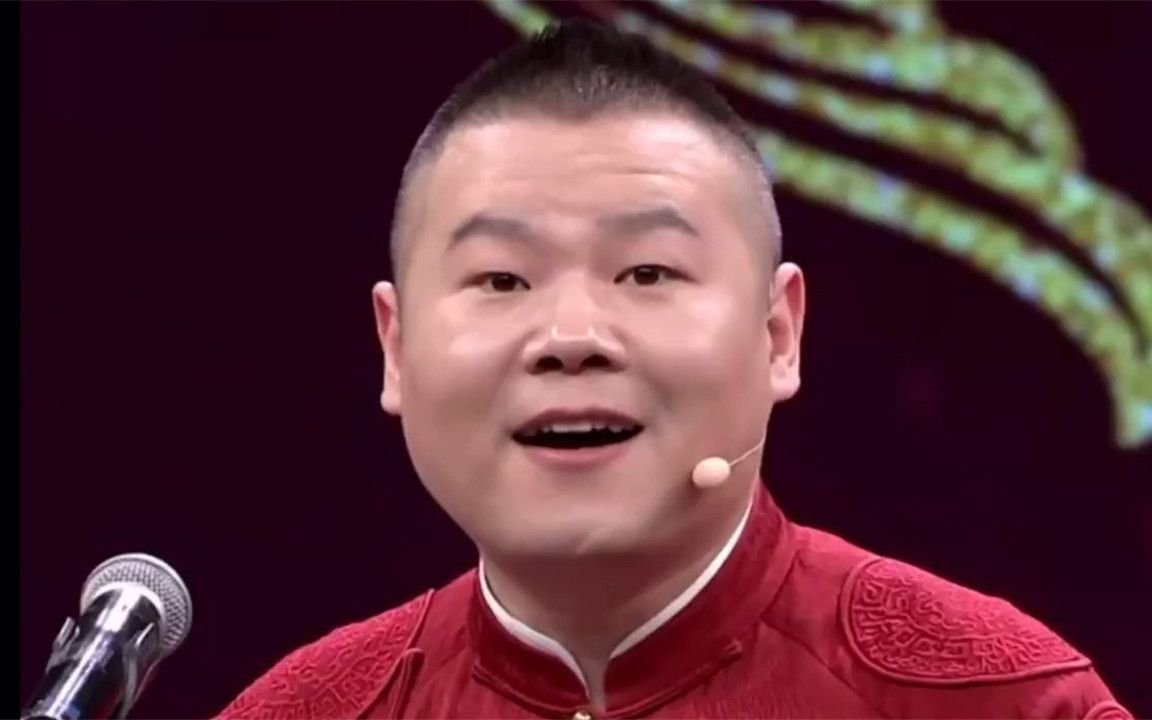 德云社中王昊悦是从什么时候开始接触相声这一行业的呢？