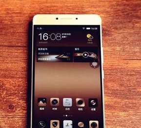 为什么金立手机会卡而且特别慢?