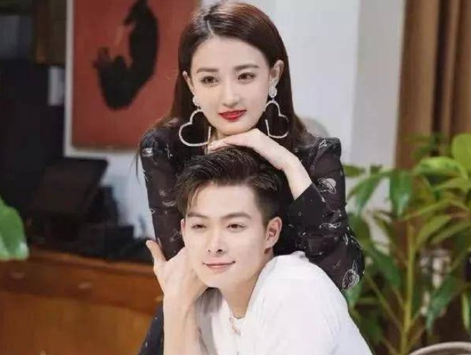 徐璐和张铭恩什么时候分手的？