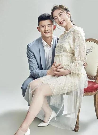 90后羽坛美女王适娴，嫁给奥运冠军了吗？