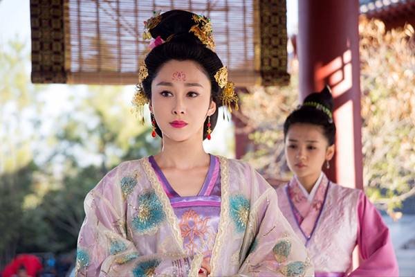 很多古装剧都免不了高开低走，造成高开低走的原因有哪些？