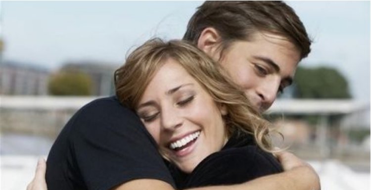 男生抱女生很紧是为什么