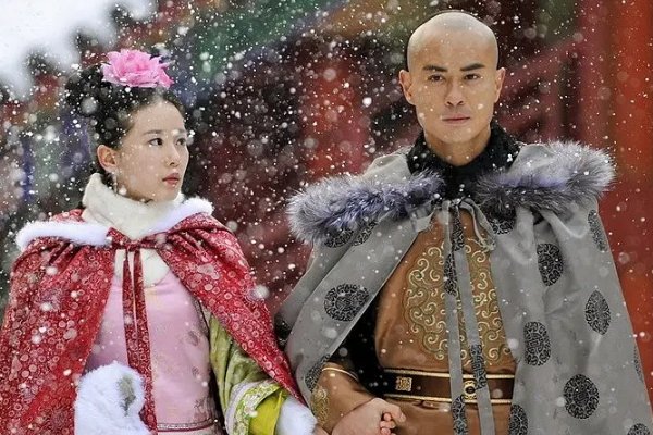 《步步惊心》八阿哥三段感情皆失败，他为何总爱而不得？