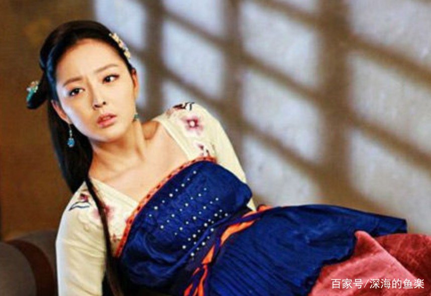 她因参演《丑女无敌》成名，消失三年以为退圈了，实际上是已离世，她是谁？