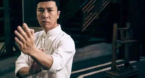 陈真是霍元甲的什么人