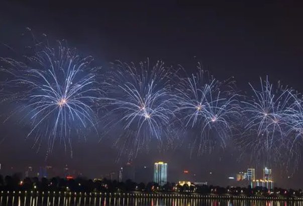 烟花易冷的含义是什么