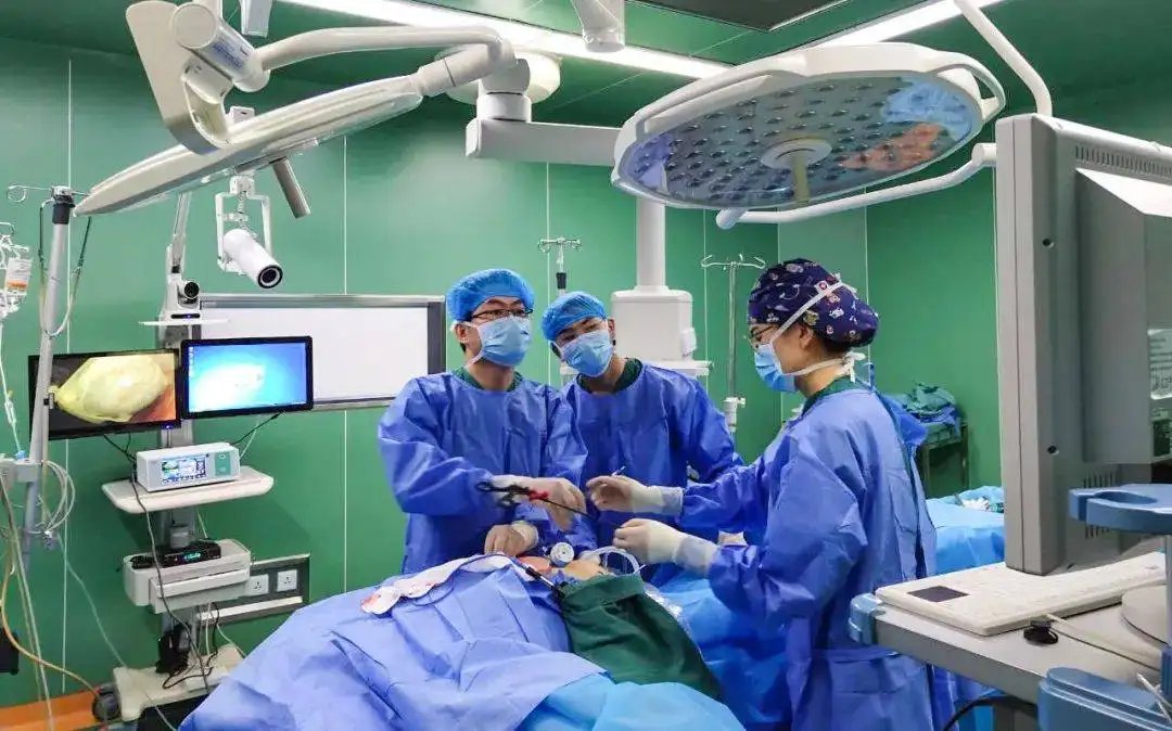 医生将患者静脉穿透至动脉，承诺赔偿又赖账！为何出尔反尔？