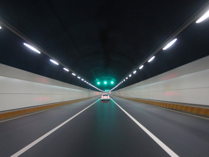 日韩海底隧道的技术难题