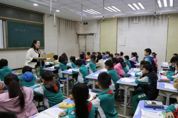 丝丝入扣的意思