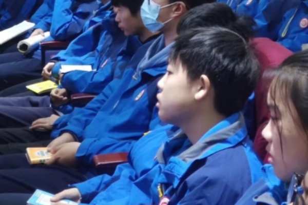 大打出手打一个动物