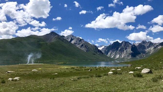 愿我在的冬天为你披件衣裳，是什么歌？