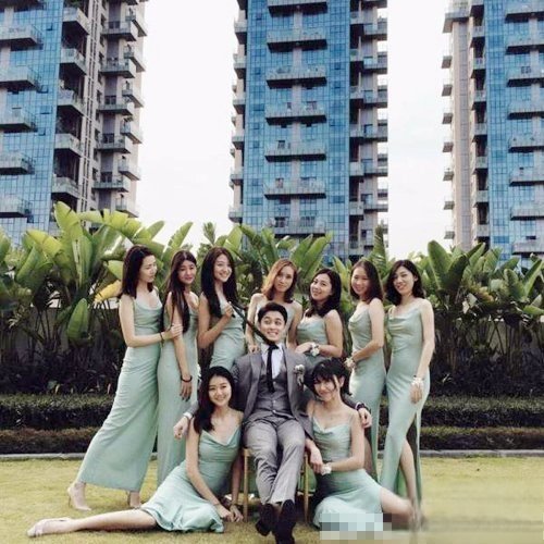 蒯景怡伴娘门怎么回事 蓝衣伴娘门8分钟事件指什么