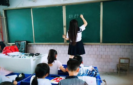 对老师表达爱意的话语有哪些？