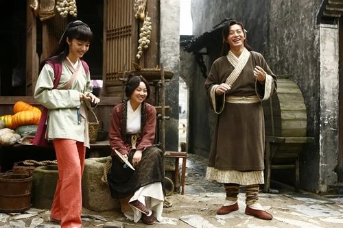 火了16年的《武林外传》电视剧成为经典，但电影却反响平平？