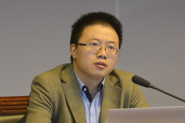 48岁清华大学副教授职称程朋病故，他年纪轻轻为何就病故了？