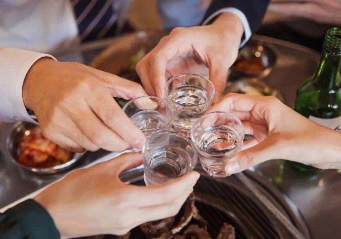 河北男子去女方家5天被准岳父灌倒3次，他准岳父为何会这么做？