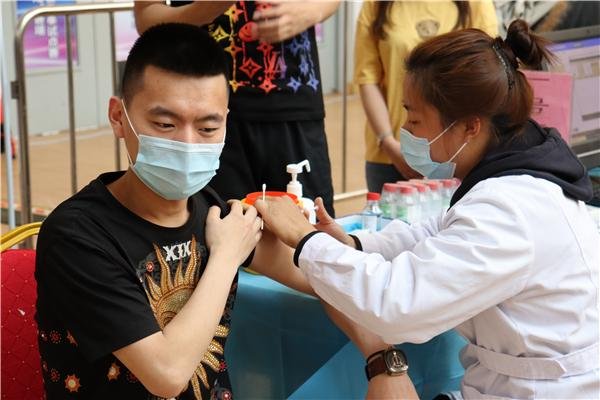 广州辟谣不再接种第一针，谣言造成怎样危害？