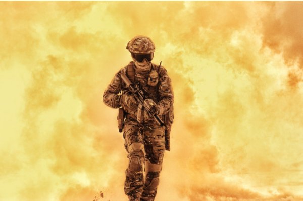 你觉得影视剧里的职业杀手和特种兵打起来谁更厉害？