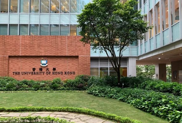 明德格物是哪个学校的校训