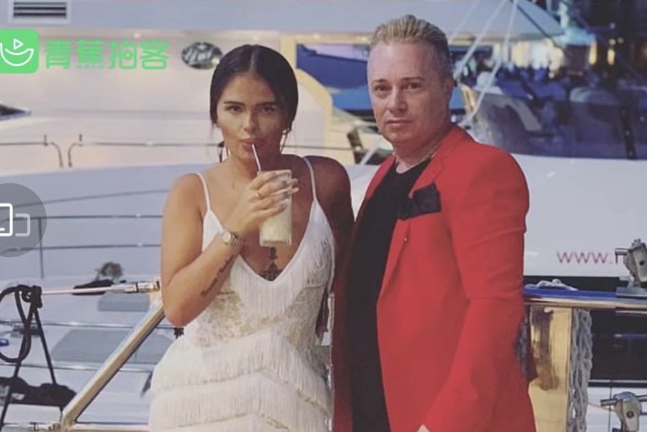 50岁父亲向女儿前男友求婚,此事具体是怎么回事?