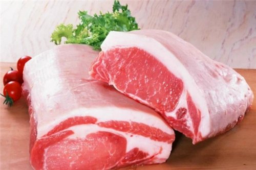 上海女子收冷鲜肉，生产日期是“明天”，该如何严厉打击这种作假行为？