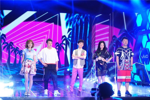 2012-2013湖南卫视跨年演唱会的演出介绍