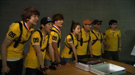 韩饭网running man 金钟国和宋智孝在一个队的有哪几期?