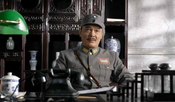 电视剧北方有佳人中子建怎么死的，何家驹最后怎么了，他欺骗寄萍什么了