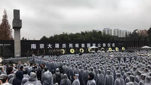 为什么今天很多APP都变成了黑色界面？