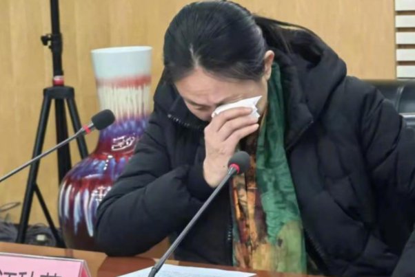 审判长当庭谴责刘鑫不感恩，如何站在法律角度看待她的行为？