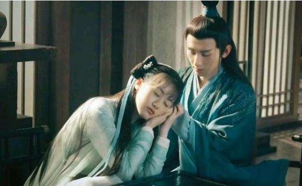 袁冰妍和成毅现实中在一起了吗？