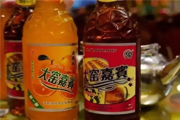 厂家回应大窑饮品现塑料，概率问题，正在沟通赔偿，哪个环节出现了问题？