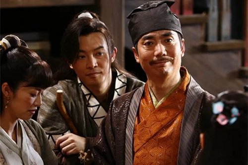 火了16年的《武林外传》电视剧成为经典，但电影却反响平平？