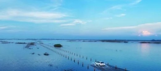 江西“最美水上公路”缘何变成了草原公路？还是当初那么美吗？