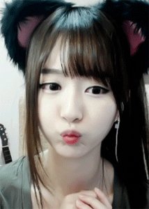 求该女资料，外加图一张