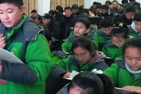 加一笔变成新字的字有哪些字？