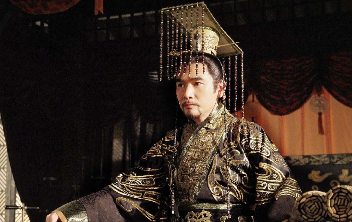 秦国之所以能称霸的原因是什么？
