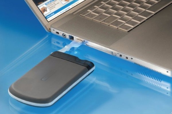 移动硬盘的实际容量与显示不相符？